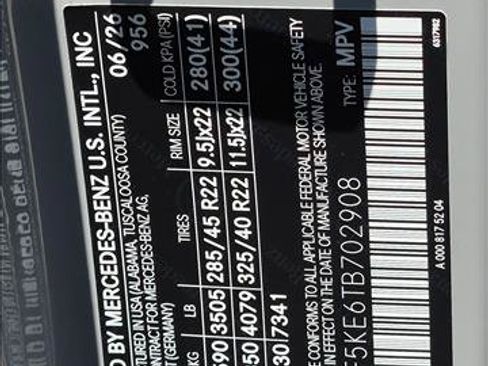 New 2026 Mercedes-Benz GLS 450 4MATIC image 18