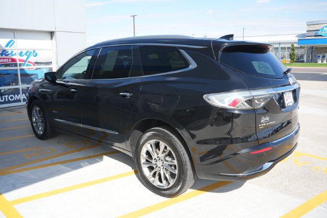 Used 2024 Buick Enclave Avenir w/ Avenir Technology Package AWD/4WD image 39