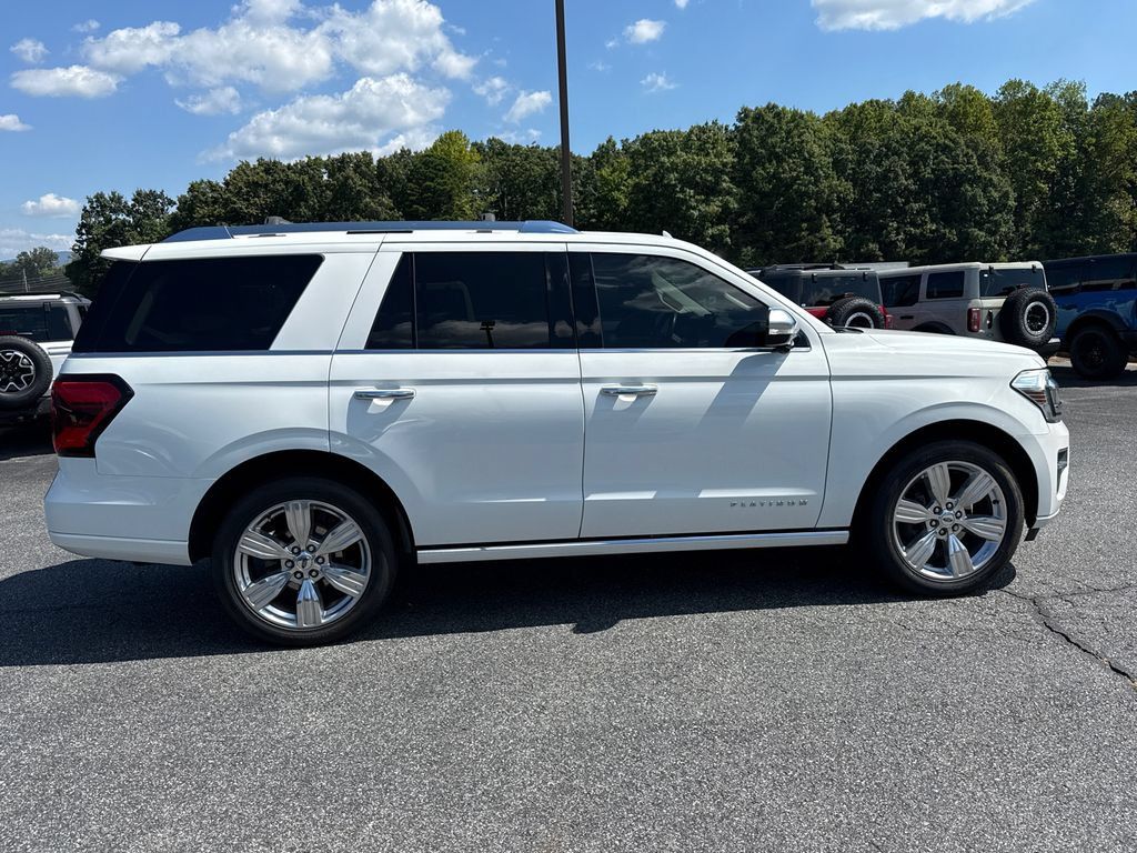 Used 2023 Ford Expedition Platinum RWD image 8