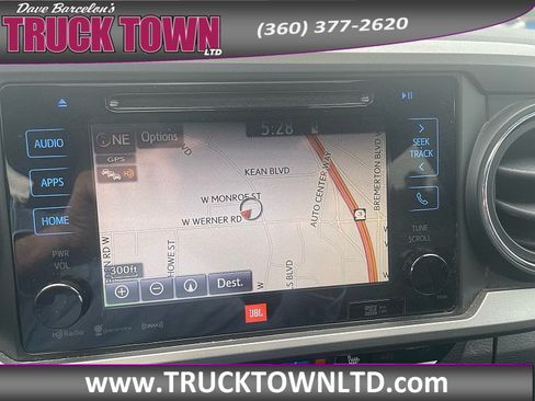 Used 2019 Toyota Tacoma Limited AWD/4WD image 25