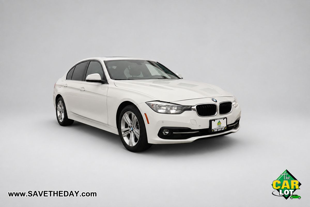 Used 2017 BMW 330i Sedan w/ Driver Assistance Package RWD image 10