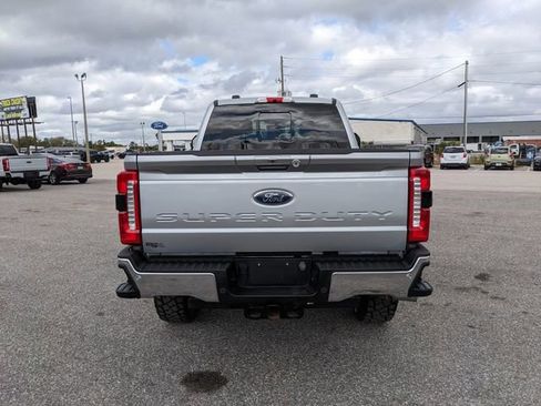 Used 2023 Ford F250 Lariat w/ Chrome Package image 5