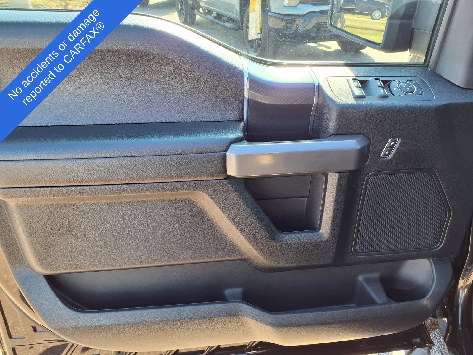 Used 2019 Ford F150 XLT w/ Equipment Group 302A Luxury AWD/4WD image 15