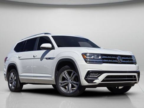 Used 2019 Volkswagen Atlas SE w/ Panoramic Sunroof Package AWD/4WD image 2
