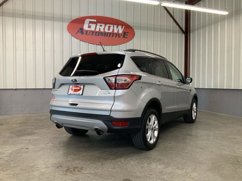 Used 2018 Ford Escape SE AWD/4WD image 11