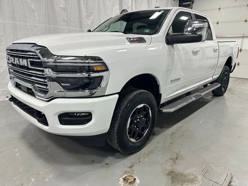 Used 2025 RAM 2500 Laramie image 3
