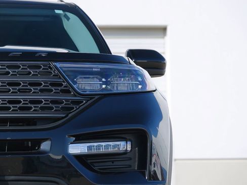 Used 2023 Ford Explorer XLT w/ Equipment Group 202A image 19