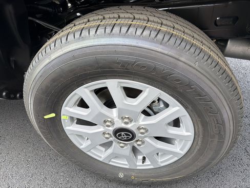 New 2026 Toyota Tacoma SR5 AWD/4WD image 7