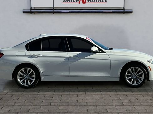 Used 2017 BMW 320i Sedan image 3