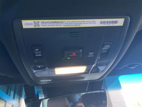 New 2025 Lexus ES 350 w/ Premium Package image 18