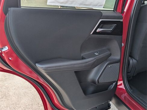 New 2025 Mitsubishi Outlander ES image 21