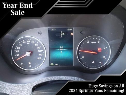 New 2024 Mercedes-Benz Sprinter 144 Cargo image 19