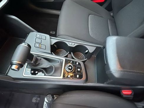 Used 2024 Kia Sportage LX image 23