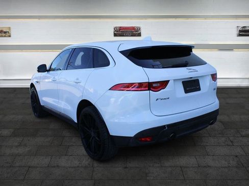 Used 2019 Jaguar F-PACE Premium image 8