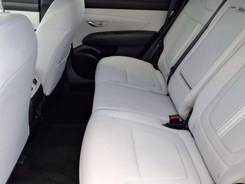 Used 2025 Hyundai Tucson SEL FWD image 11