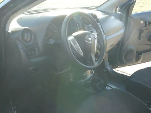 Used 2017 Nissan Versa S Plus image 2