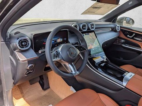 New 2026 Mercedes-Benz GLC 300 4MATIC image 3