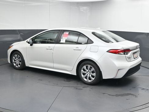 New 2026 Toyota Corolla LE image 6