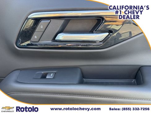 Used 2025 Chevrolet Tahoe Z71 AWD/4WD image 10