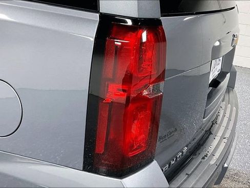 Used 2019 Chevrolet Tahoe LT w/ Luxury Package image 22