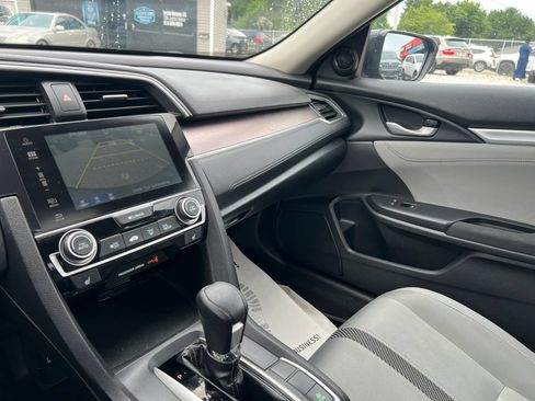 Used 2017 Honda Civic EX-T image 17