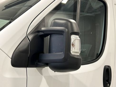 Used 2025 RAM ProMaster 2500 w/ Convenience Group FWD image 12