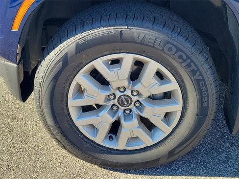 Certified 2023 Nissan Frontier SV w/ Technology Package image 12