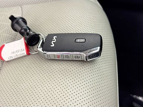 Used 2023 Kia Sorento SX Prestige AWD/4WD image 43