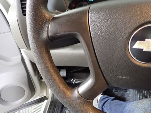 Used 2009 Chevrolet Silverado 1500 W/T RWD image 29