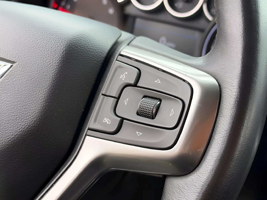 Used 2022 Chevrolet Silverado 1500 RST AWD/4WD image 15