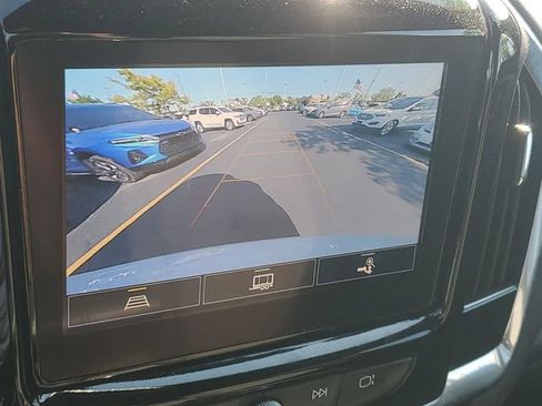 Certified 2023 Chevrolet Traverse LT FWD image 27