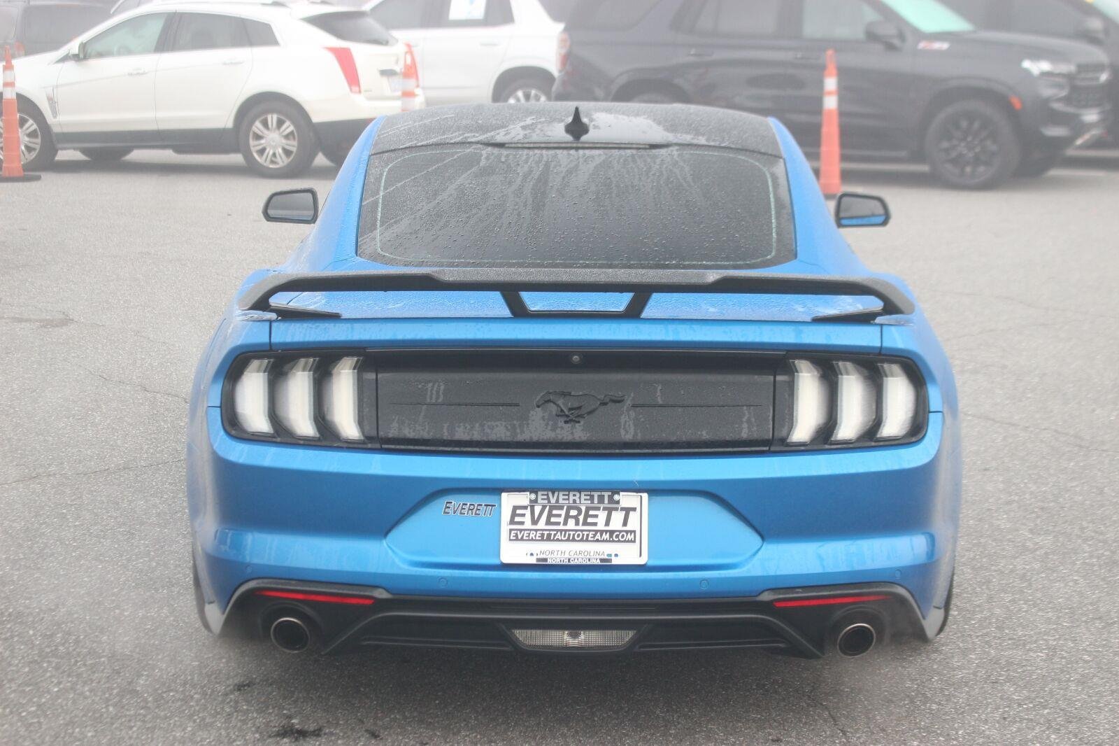 Used 2021 Ford Mustang Premium w/ Equipment Group 201A RWD image 6