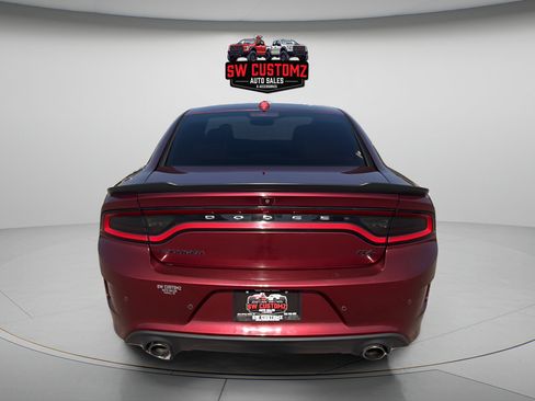 Used 2019 Dodge Charger R/T w/ Blacktop Package RWD image 6
