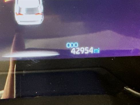 Used 2024 Toyota RAV4 XLE image 19