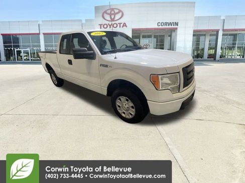 Used 2012 Ford F150 STX w/ Communications Pkg image 2