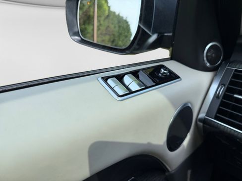 Used 2019 Land Rover Range Rover Sport Supercharged AWD/4WD image 13
