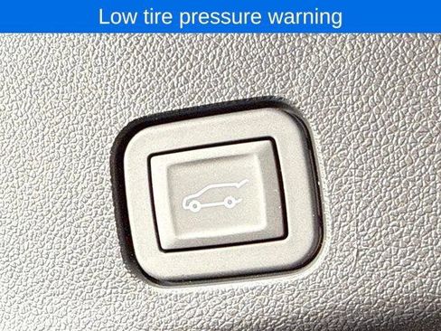 New 2026 Chevrolet Traverse Z71 image 17