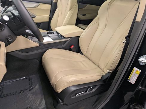 Used 2023 Acura MDX SH-AWD w/ Technology Package image 9