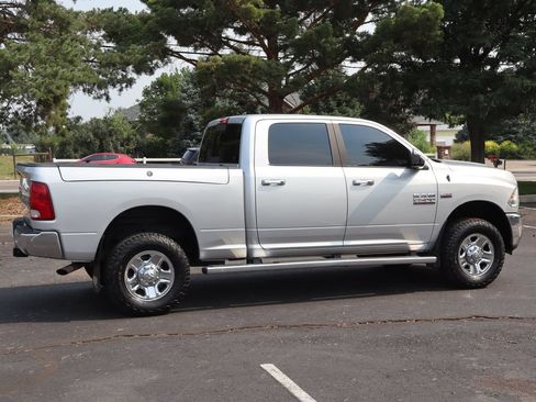 Used 2018 RAM 2500 SLT w/ Protection Group AWD/4WD image 4