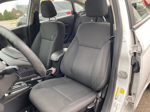 Used 2019 Ford Fiesta SE w/ Equipment Group 201A image 17