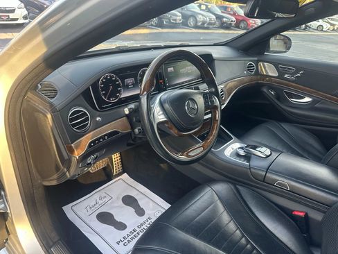 Used 2015 Mercedes-Benz S 550 4MATIC Sedan w/ Sport Package image 11
