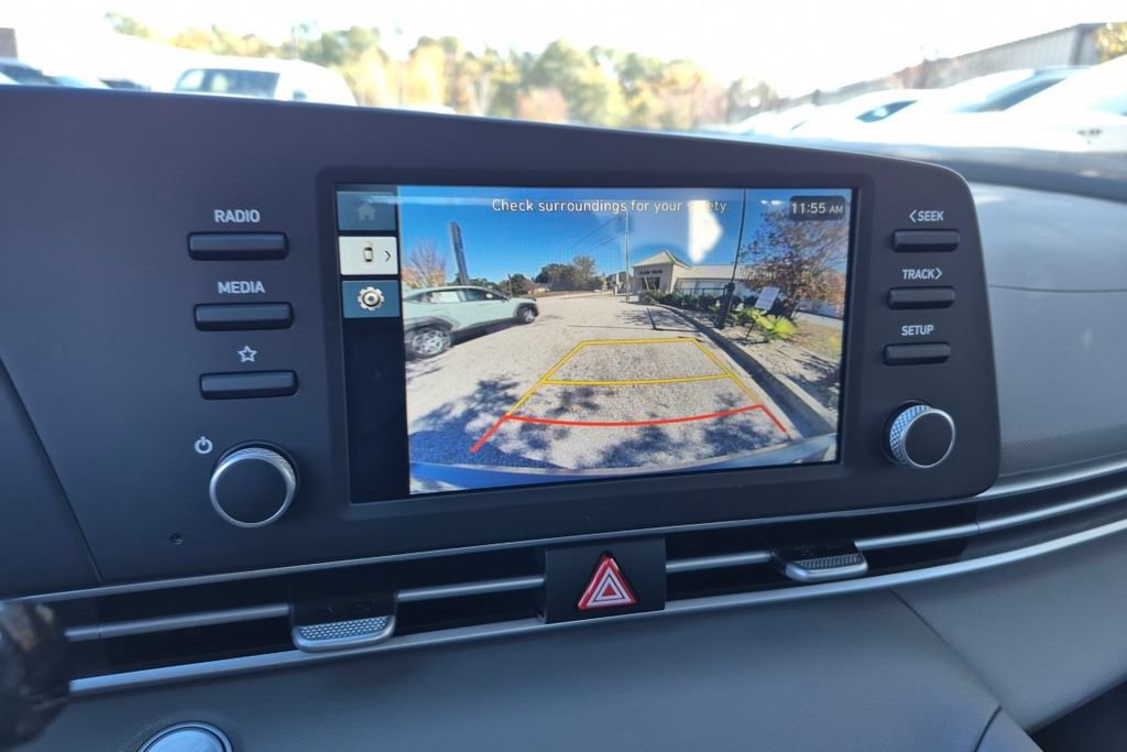 New 2026 Hyundai Elantra SEL Sport FWD image 21