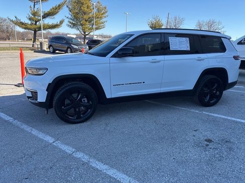 Used 2021 Jeep Grand Cherokee L Limited image 15