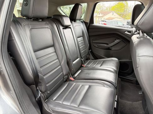 Used 2019 Ford Escape SEL AWD/4WD image 24