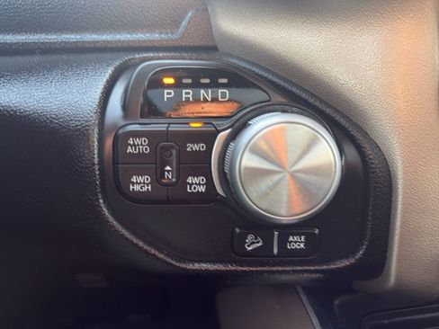 Used 2019 RAM 1500 Laramie w/ Sport Appearance Package image 21