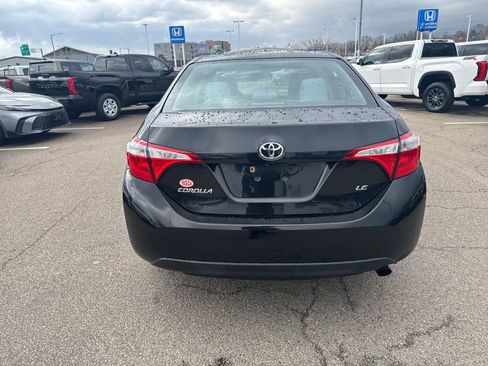 Used 2015 Toyota Corolla LE image 6