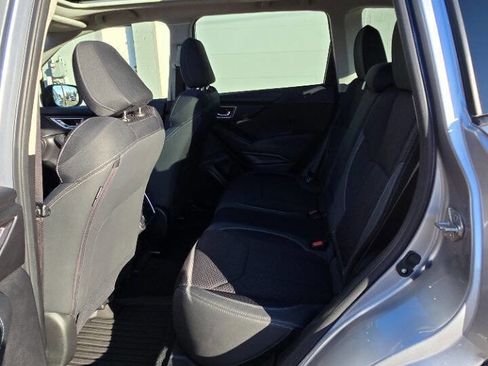 Used 2023 Subaru Forester Premium image 18