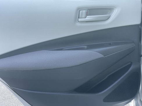 Used 2026 Toyota Corolla LE FWD image 12
