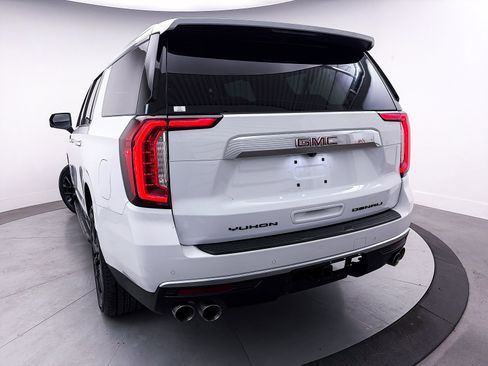 Used 2023 GMC Yukon XL Denali w/ Max Trailering Package image 4