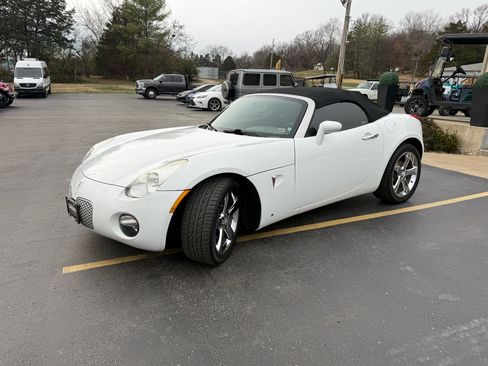 Used 2008 Pontiac Solstice Convertible w/ Preferred Package image 7